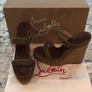 Christian Louboutin gold chain wedges!